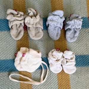Zutano Cozy Baby Booties Set in Cream, Gray and beige + cream hand mitts - 6M